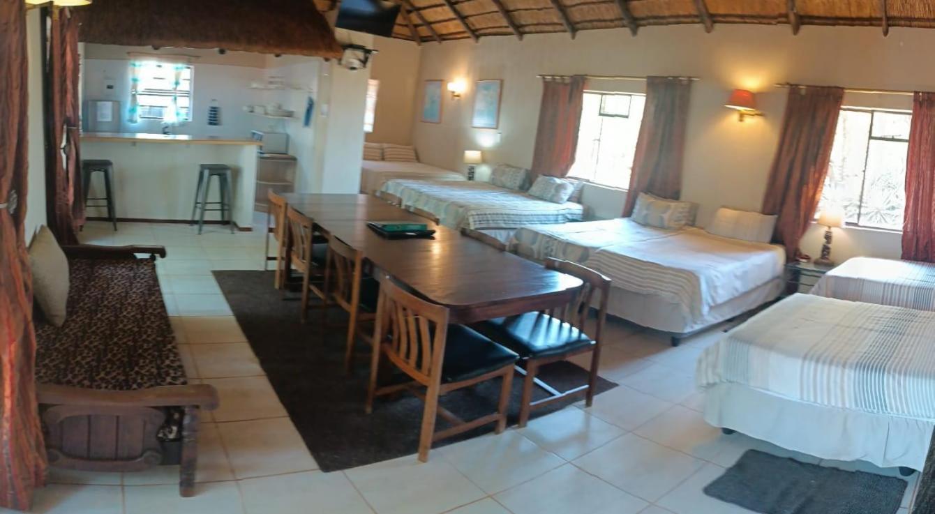 Gallery Inn Bela-Bela Dış mekan fotoğraf